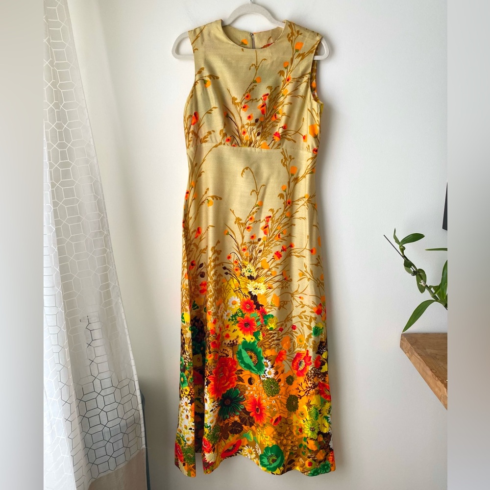 Vintage floral empire waist A-line maxi dress - Picture 8 of 13